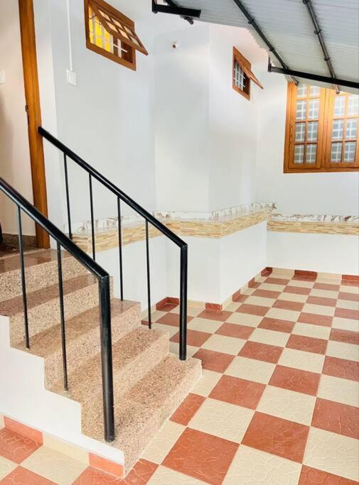 Home At Guruvayur 2 Ac Room,1 Single Bed,Kitchen Luaran gambar