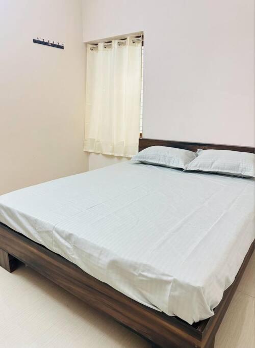 Home At Guruvayur 2 Ac Room,1 Single Bed,Kitchen Luaran gambar